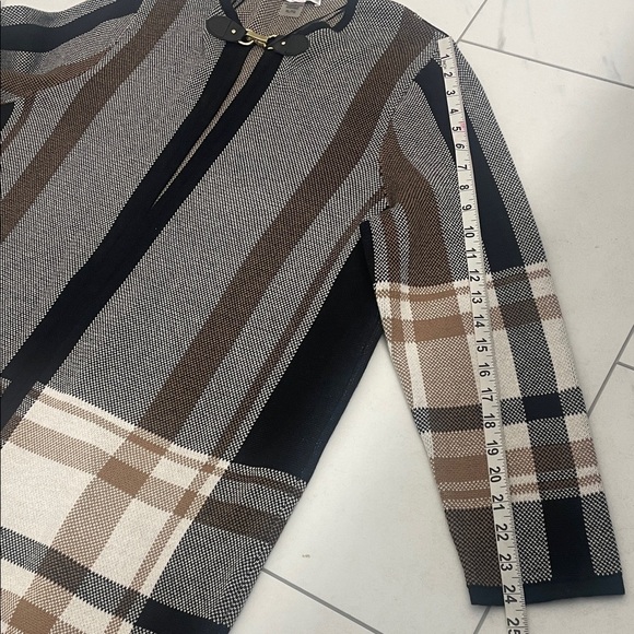 Women's Plaid Open Front Sweater Cardigan - Picture 13 of 13